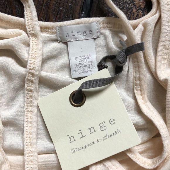 10. New - Hinge Camisole Beige Whisper - Nordstrom Exclusive - Picture 10 of 12